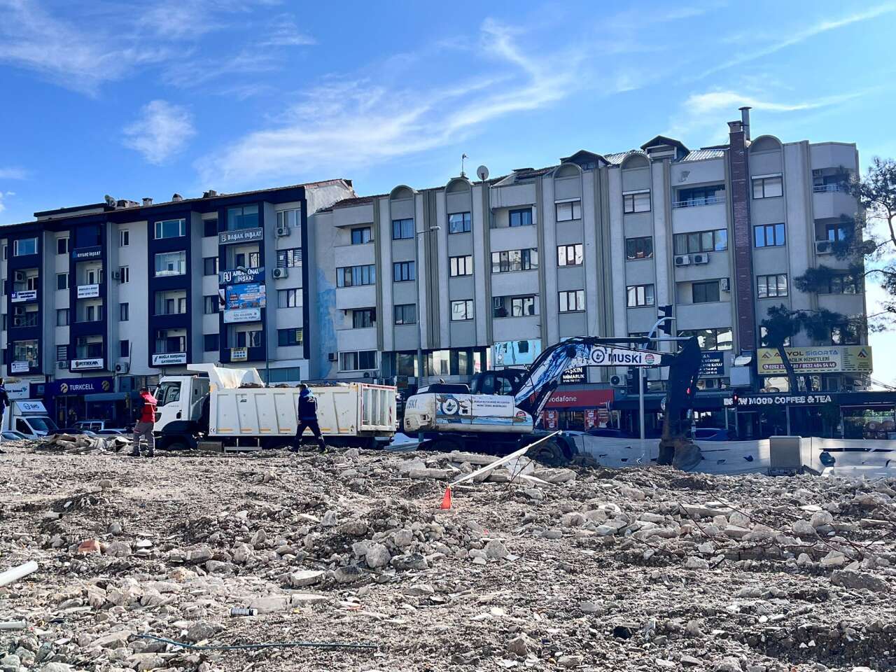 Yıkım Bitti, Bekleyiş Sürüyor: Muğlalı İşhanı Arsasında Son Durum 5